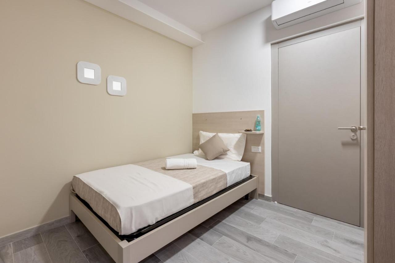 Deledda Home Каляри Екстериор снимка
